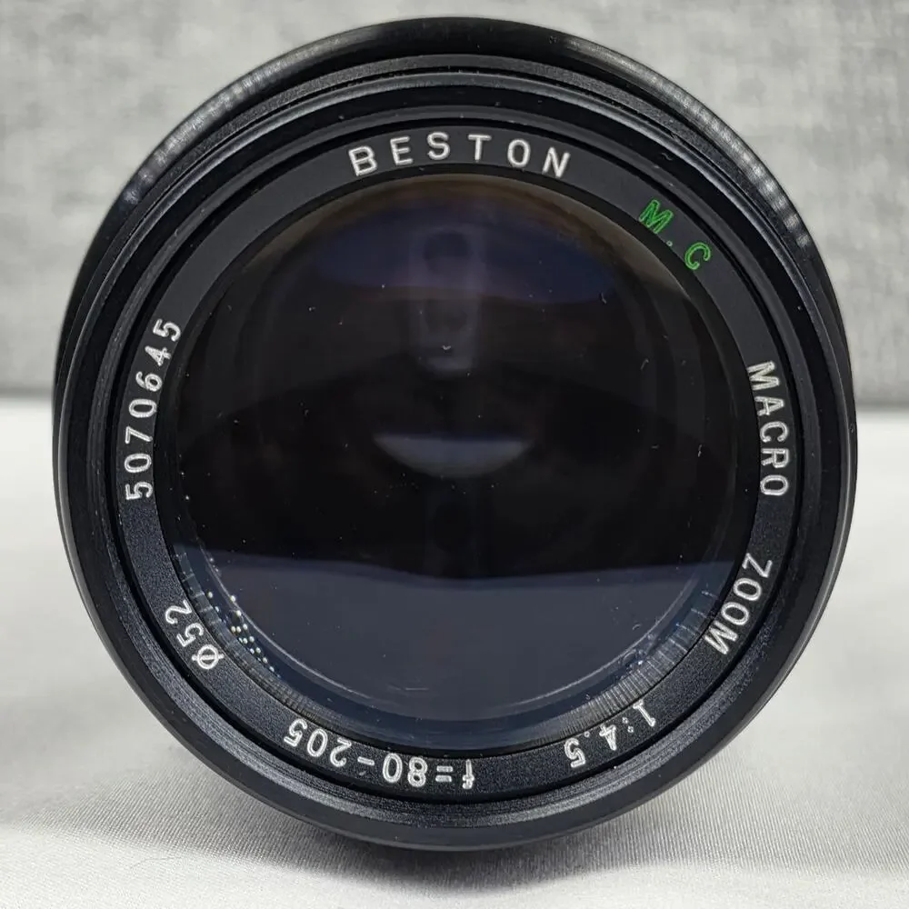 VINTAGE BESTON 80–200mm f/4.5 MACRO ZOOM LENS – MANUAL FOCUS – W/ CAPS & FILTER